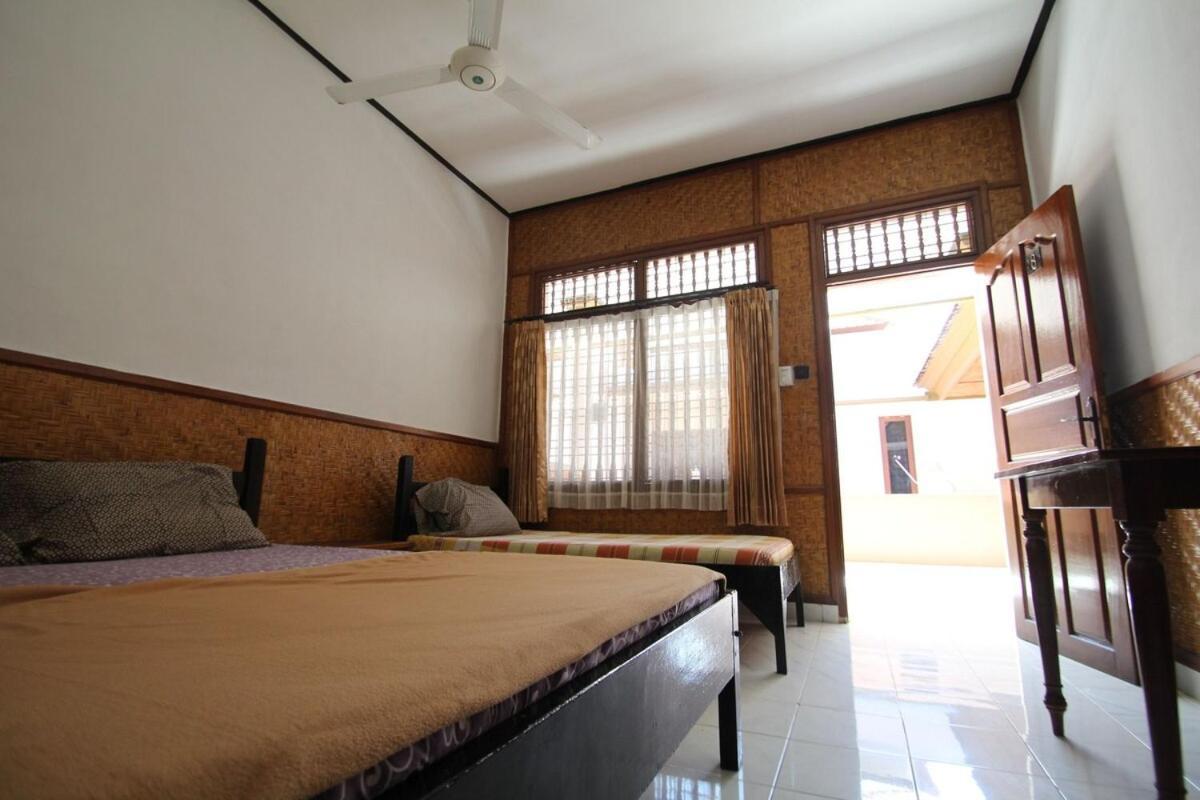 Bungalow Kempu Taman Ayu I Apartment กูตา ภายนอก รูปภาพ